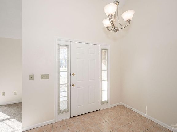 3rd image of 7946 Larrywood Dr