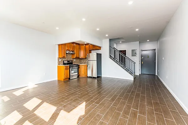 Rented by EXIT Realty Premium | media 6