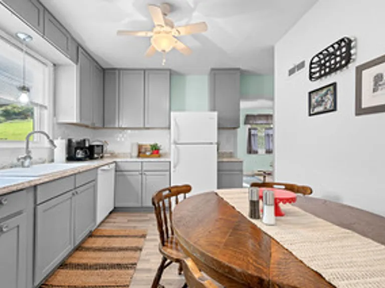 4612 Greenwood Dr — Photo 18