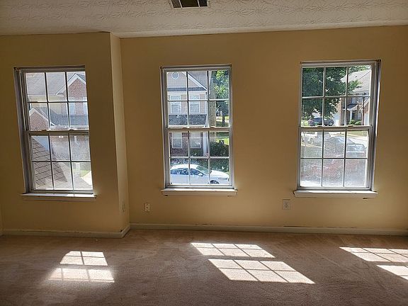 4th image of 455 Rockbridge Trl