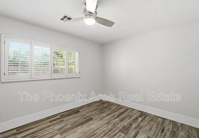 447 E Carson Dr — Photo 25