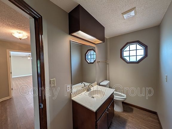3rd image of 5172 Flint Chip Way
