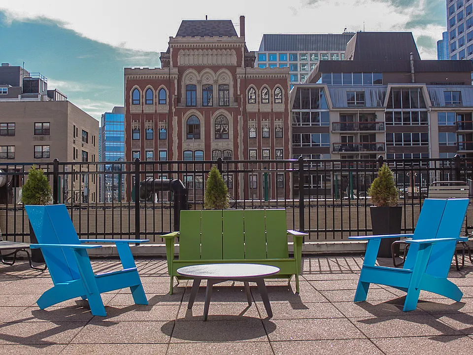 211 E. Delaware