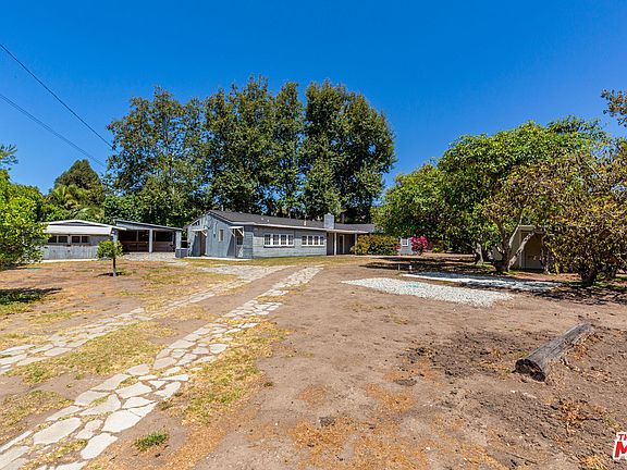 4th image of 6225 Bonsall Dr