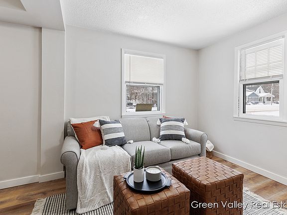 2nd image of 1543 Beidler St #2