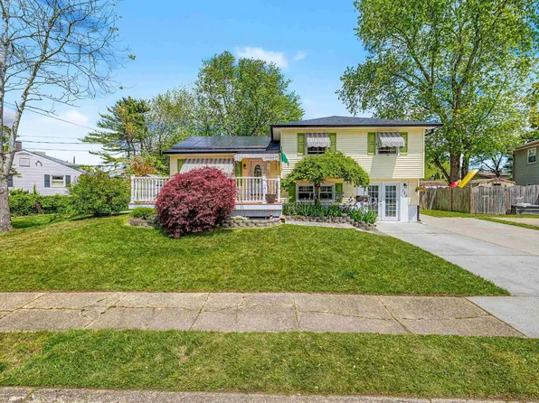 125 Exton Rd, Somers Point, NJ 08244