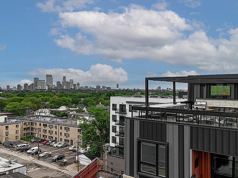 The Bohen Apartments — Photo 15