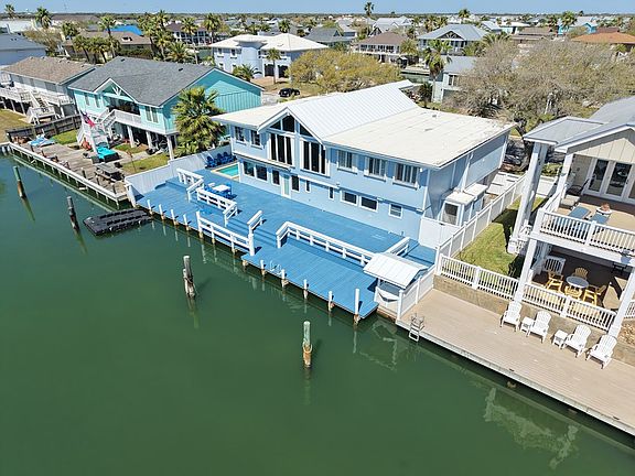 3rd image of 18 Luau Ln