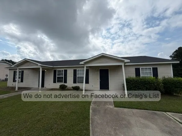 191 Bahia Ln, Raeford, NC 28376