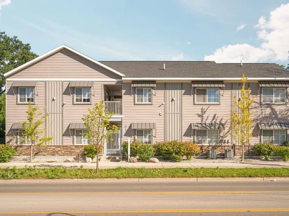 619 E 8th St, Traverse City, MI 49686