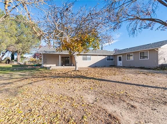 2nd image of 5925 Whispering Oak Way