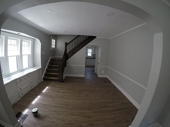3rd image of 4630 N College Ave