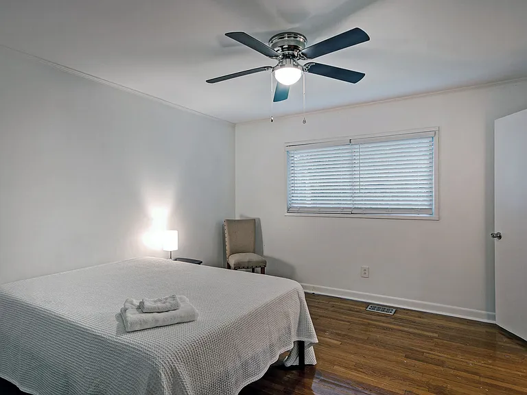 1015 Adkins Blvd — Photo 52