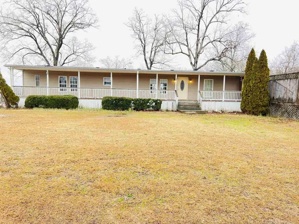 40 Plummer Ave, Middleburg, NC 27556