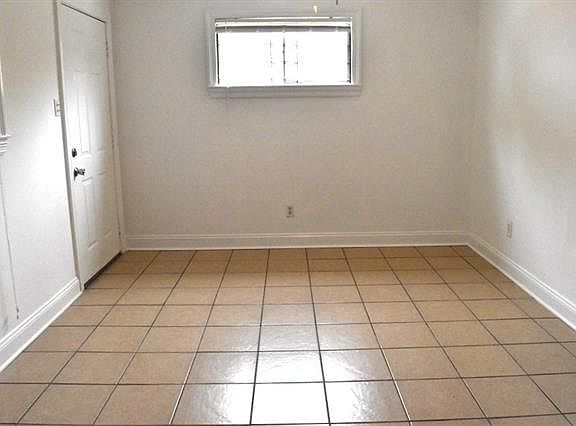 3rd image of 2601 Carondelet St APT D