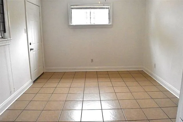 2601 Carondelet St #D — Photo 2