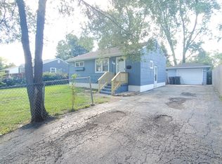 2441 Dakota Rd, Waukegan, IL 60087