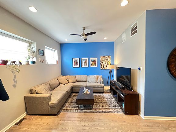 2nd image of 3100 W Diversey Ave Ste 1