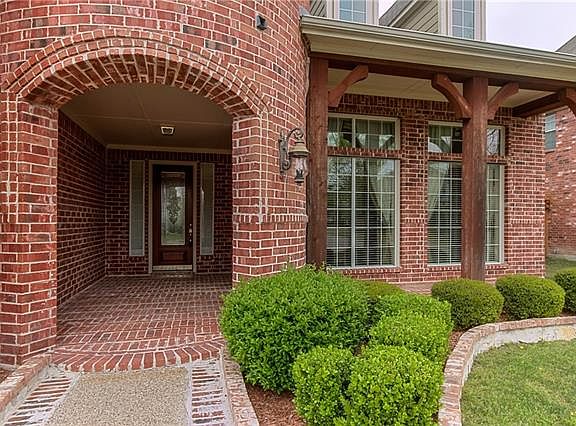 2nd image of 1120 Willow Point Dr