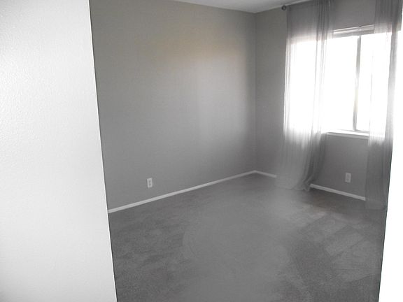 5th image of 1020 San Marino Dr
