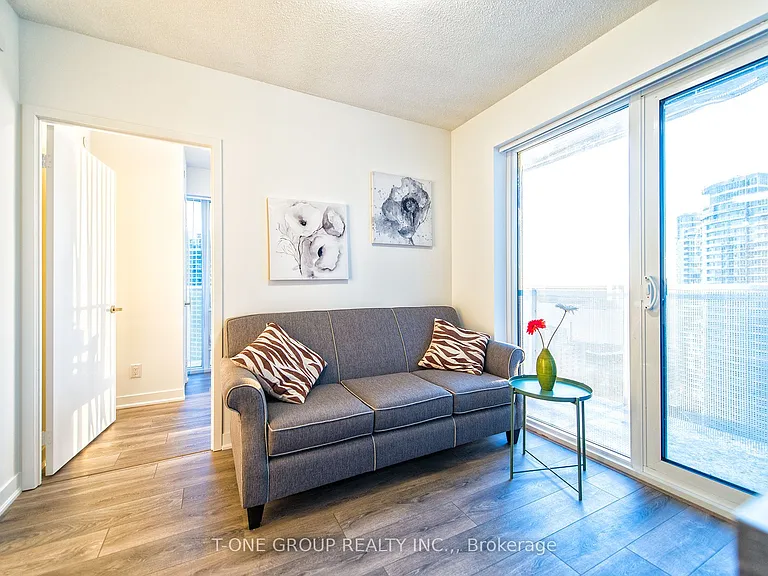 88 Harbour St #2610 — Photo 3