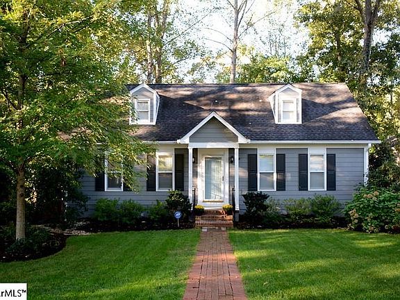 2nd image of 3 Waccamaw Cir