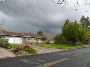 1601 Walnut St, La Grande, OR 97850