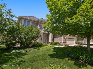 865 Country Club Ln, Northbrook, IL 60062