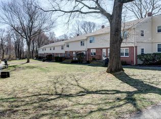 10 Carolina Dr APT 24, Oakdale, CT 06370