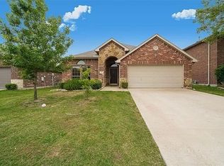 512 Thunder Trl, Forney, TX 75126