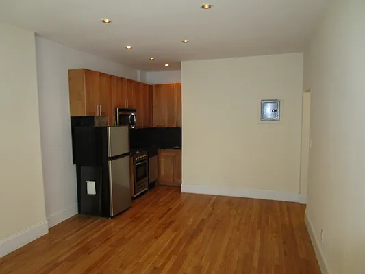 Rented by City & Suburban | media 22