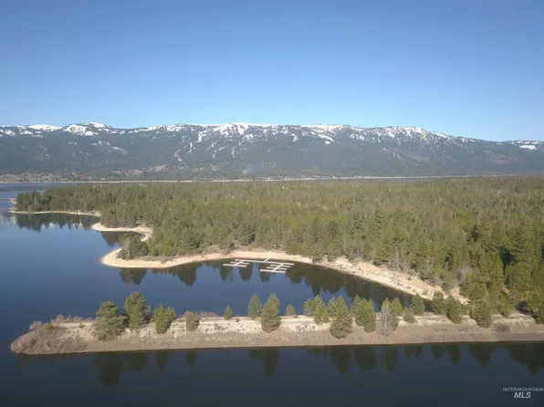 9 Plantation Ct, Donnelly, ID 83615