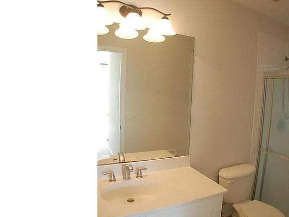 4th image of 2760 NW 15th Ct