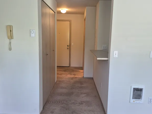 3023 20th Ave W APT 201, Seattle, WA 98199