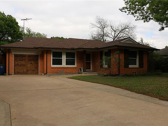 2nd image of 10166 Baronne Cir