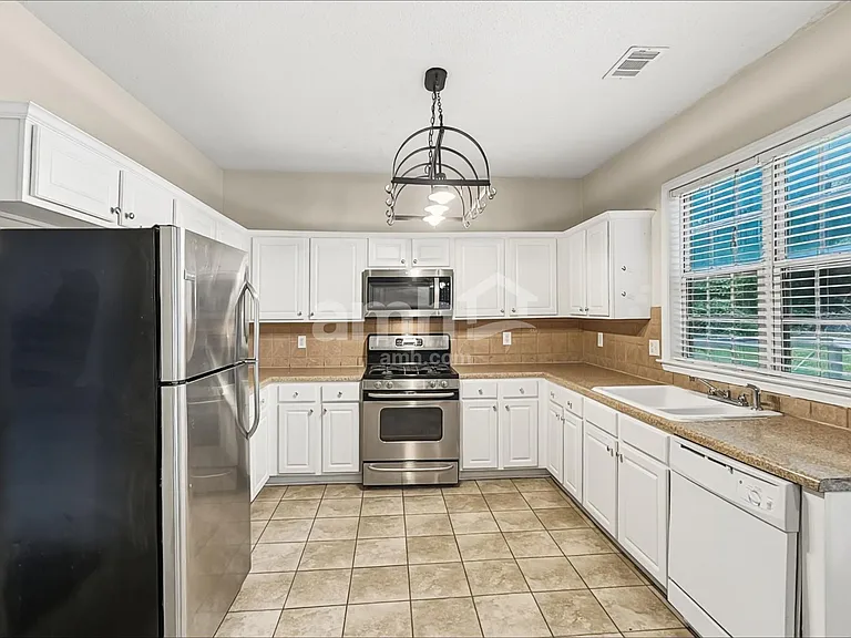 4180 Glenaire Way NW — Photo 4