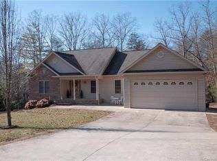 3611 Hollow Oak Ln, Lenoir, NC 28645
