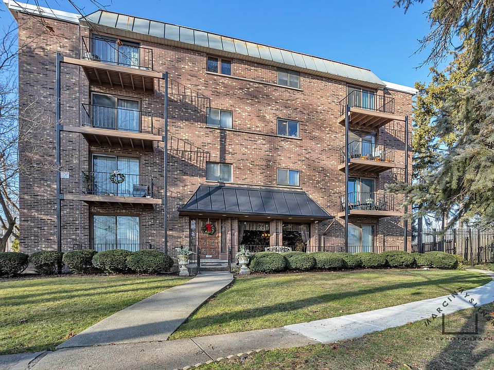 1st image of 2218 N Newland Ave APT 305