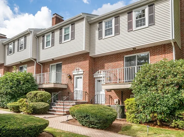 210 Belmont St APT 1, Watertown, MA 02472