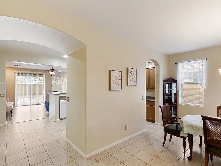 2377 E San Gabriel Trl — Photo 4