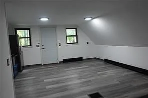 3 bed, 1.5 bath, 854 sqft, $1,500 — Photo 3