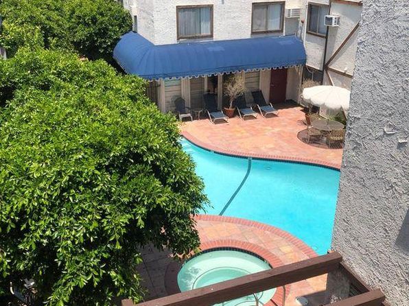18530 Hatteras St Unit 327