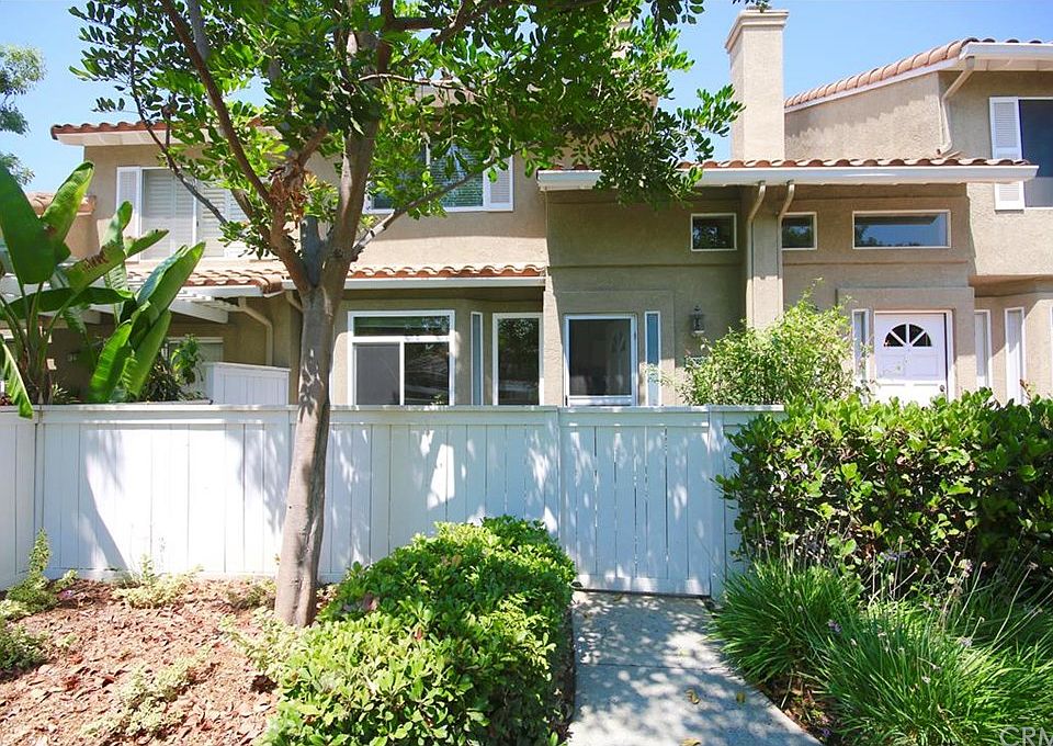 1st image of 27454 Lilac Ave