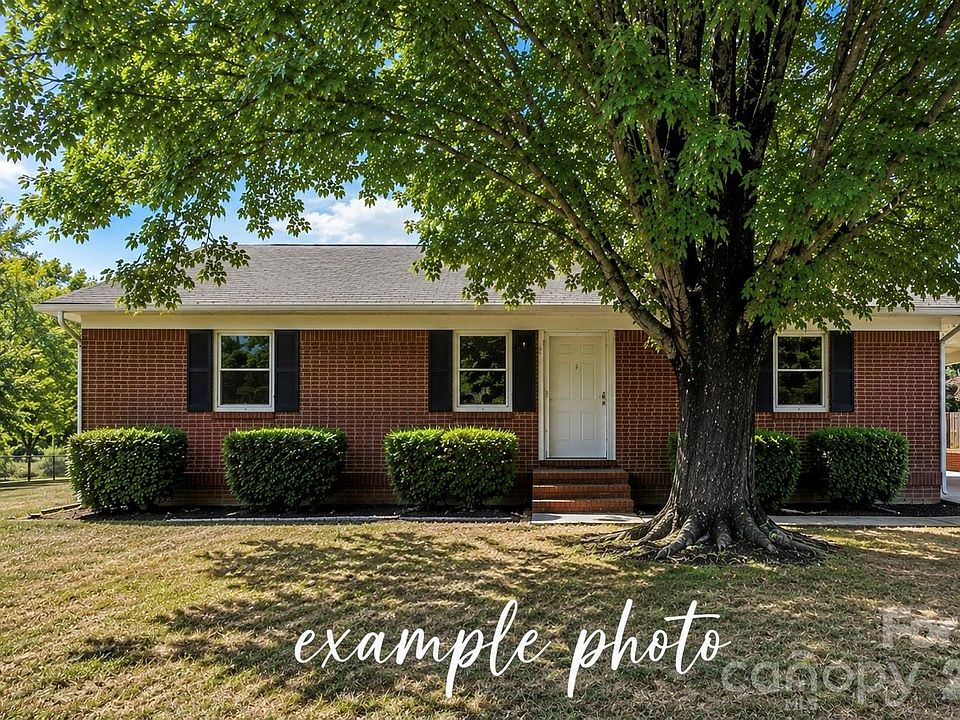 2nd image of 2175 Triplett Rd