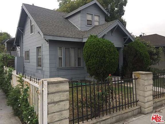 3rd image of 344 E 19th St