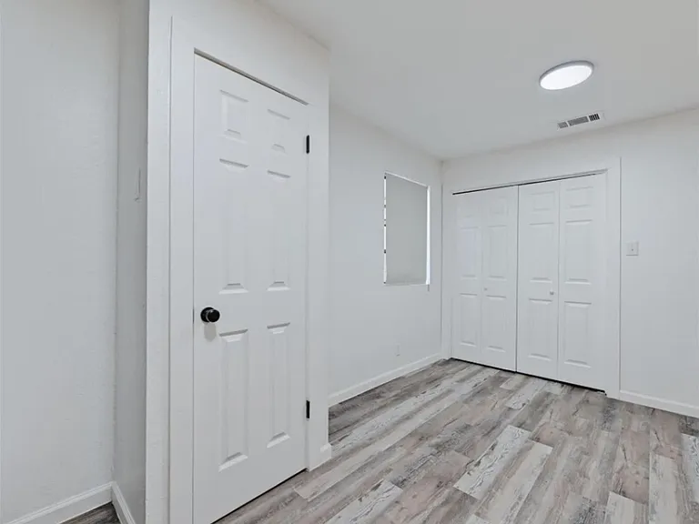 2303 Cedrick Cv #B — Photo 7