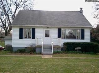 4252 Gore Rd, Conneaut, OH 44030
