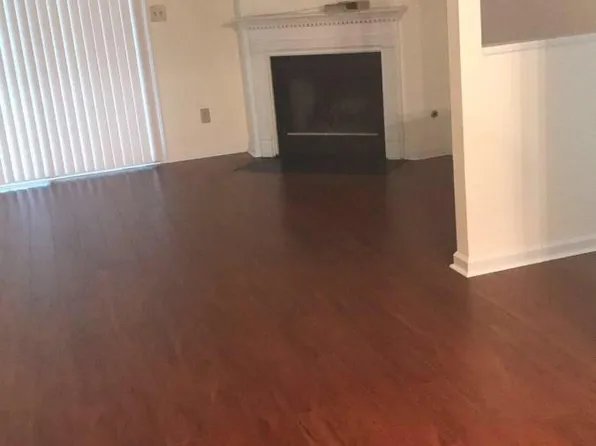 724 Ridgecreek Dr, Clarkston, GA 30021