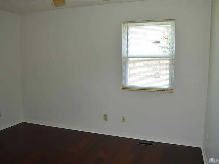 1280 Kentshire Dr — Photo 27