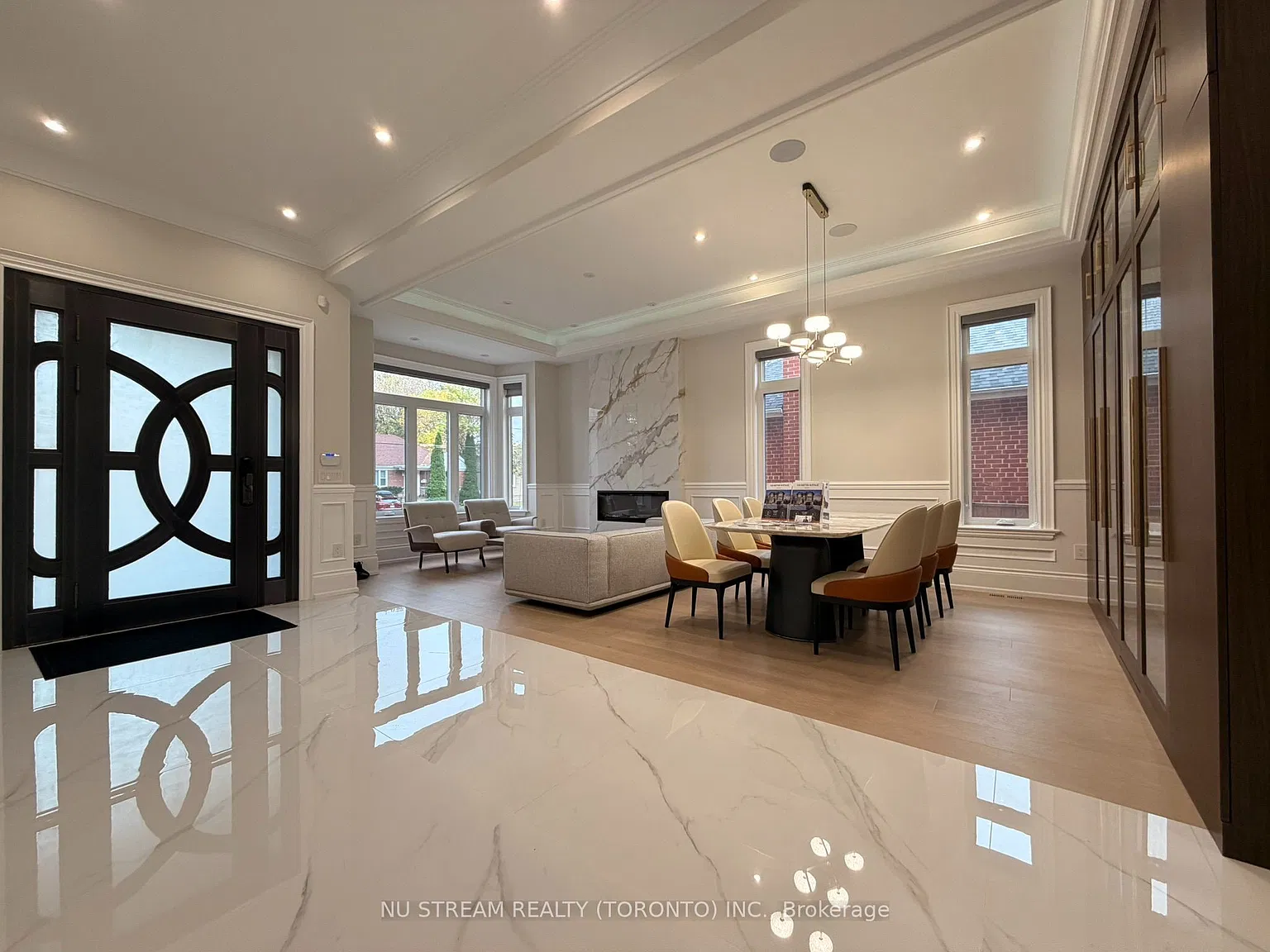 7 bed, $9,999 — Photo 2